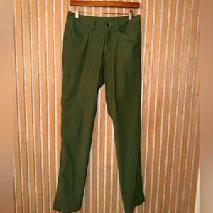 Men's ABC Classic-Fit 5 Pocket LuLuLemon Pant in Green